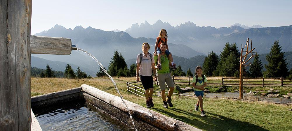Family hiking in South Tyrol