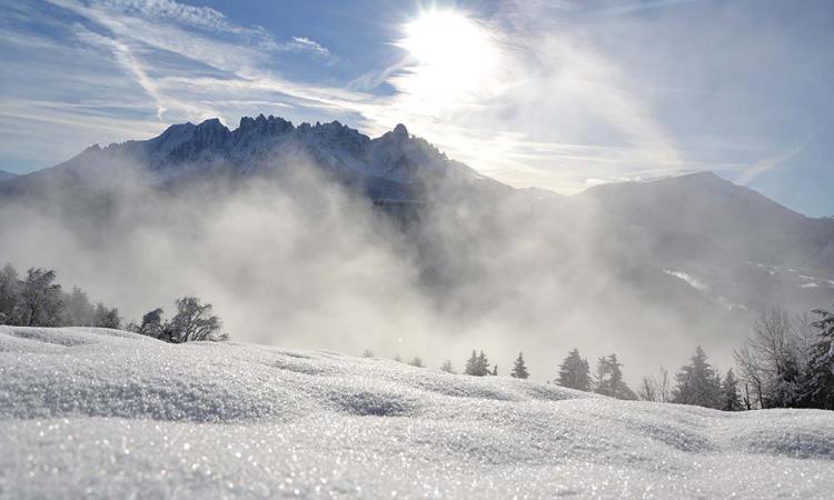 Impressive winter pictures from the mountain farm Samer