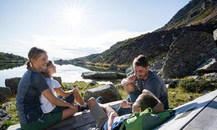 Wandern mit der Familie im Eggental